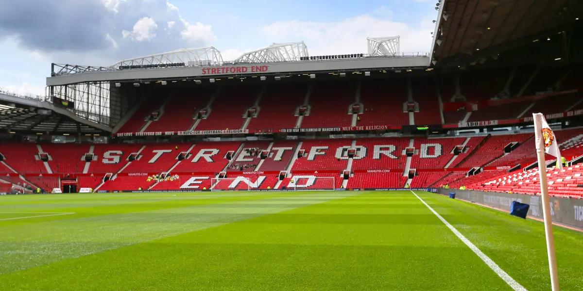 Manchester United is the English club with most Premier League titles won and most consecutive League titles won. See the other Premier League records held by the club.