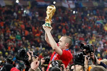 Andrés Iniesta and more stars: the curious new business that makes soccer idols earn millions