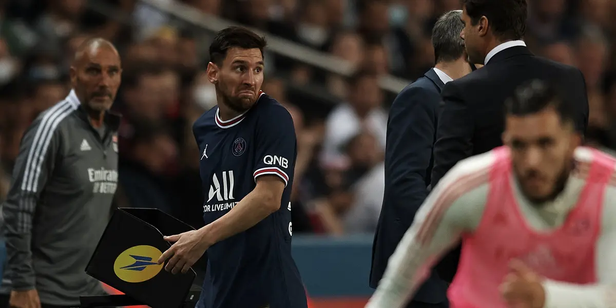 Mauricio Pochettino made clear the reason why he decided to replace Messi in the match against Lyon, but the player's frustration when he left, took all the news.