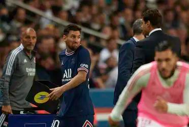 Mauricio Pochettino made clear the reason why he decided to replace Messi in the match against Lyon, but the player's frustration when he left, took all the news.