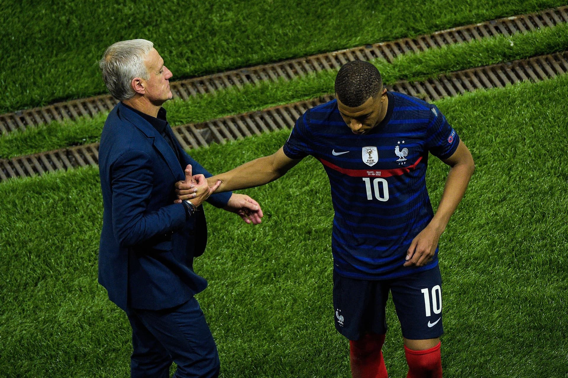 Mbappe betrayed by Deschamps again
