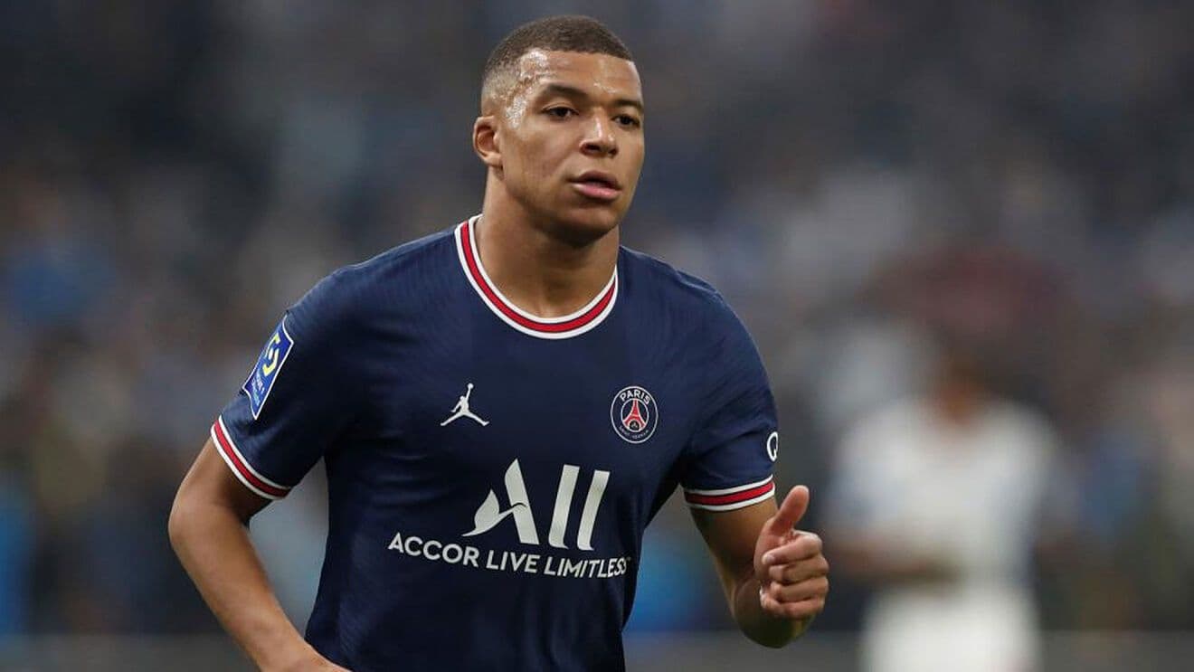 Mbappé's attitudes and demands to PSG continue to generate news around his figure.