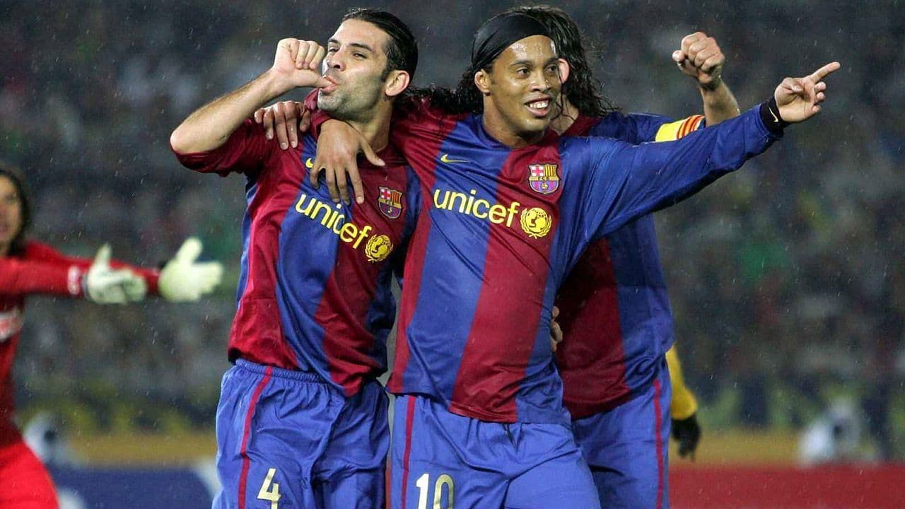 Mexican coach Rafael Márquez, current coach of Barça Atletic, declares that he is willing to lead the Barça club's first team.