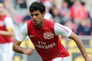 Mexican striker Carlos Vela had an unsuccessful time at English club Arsenal where he only played 64 times in seven years, but how did he get to the club?