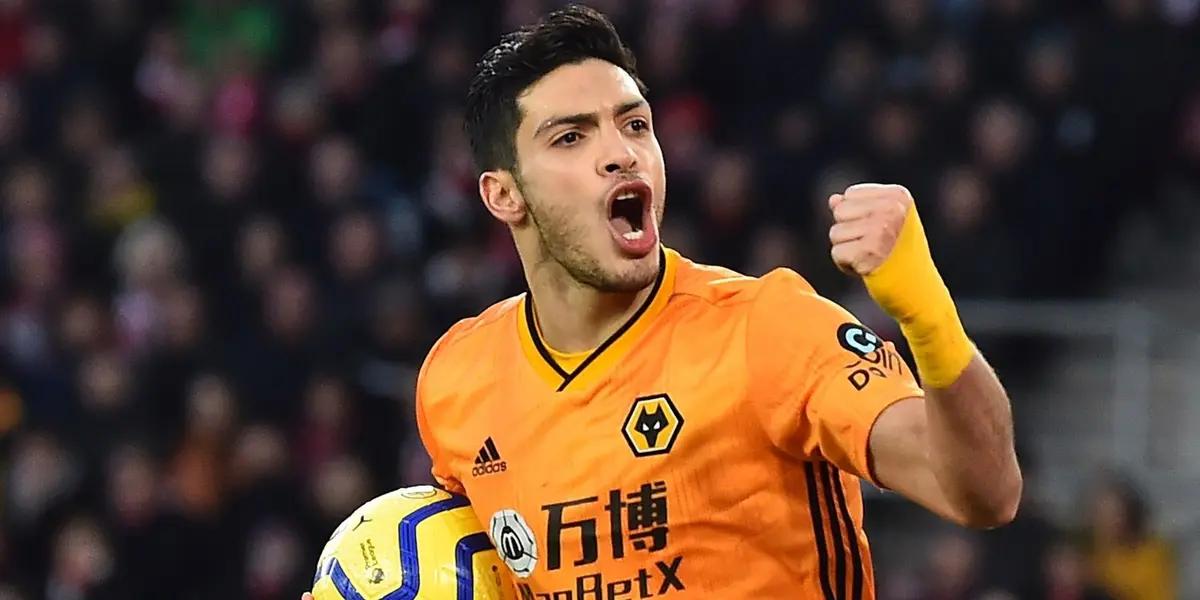 Mexican striker Rául Jiménez has not decided his future in his career