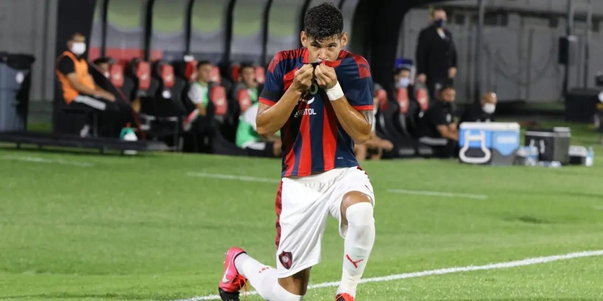 Negotiations with Cristian Pavón have been on hold for a while.