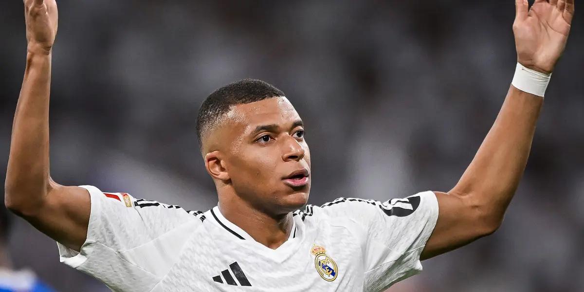 New image raises suspicions about Mbappe's relationship with his teammates