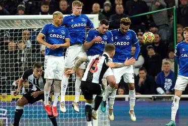 Newcastle took the three points in their match against Everton, which they eventually came from behind to win 3-1 and climb out of the relegation zone.