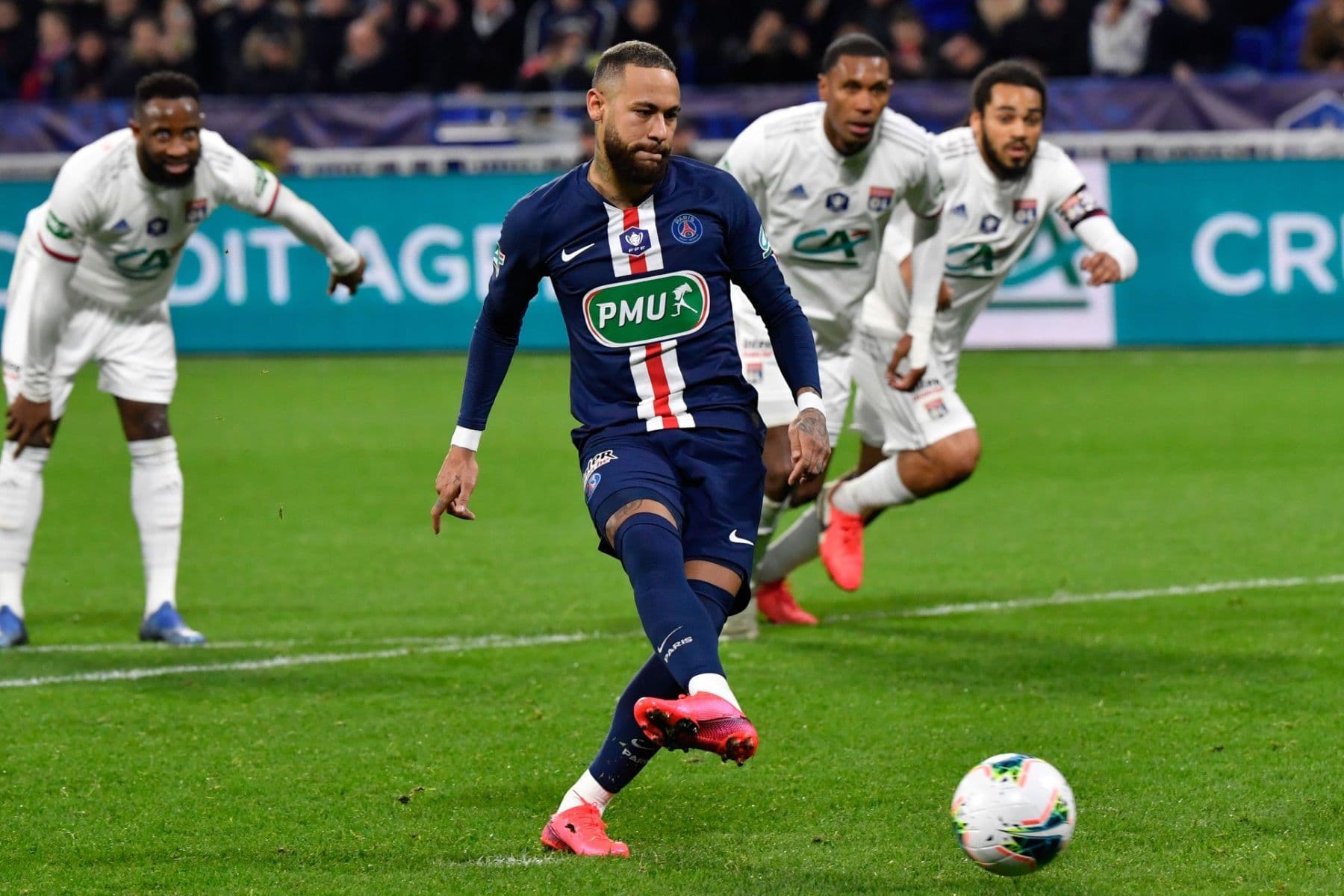Neymar has already confronted teammates like Edison Cavani over penalty kicks.