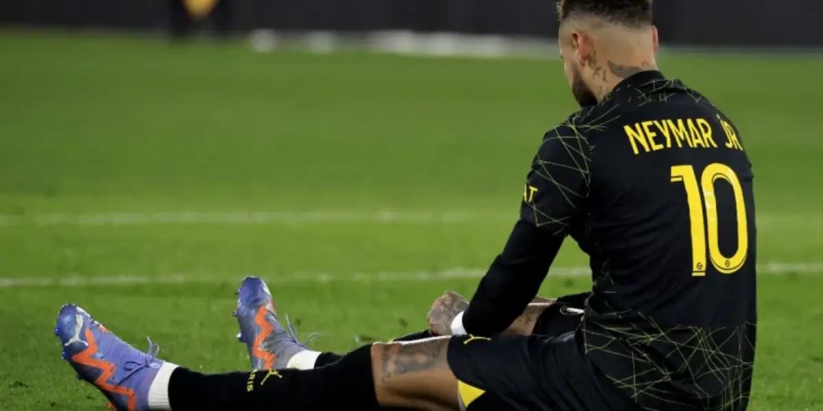 Neymar Jr was one of the most criticized of the pitch.