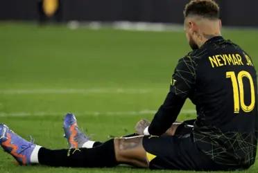 Neymar Jr was one of the most criticized of the pitch.