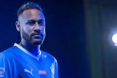 Neymar was officially presented with Al Hilal