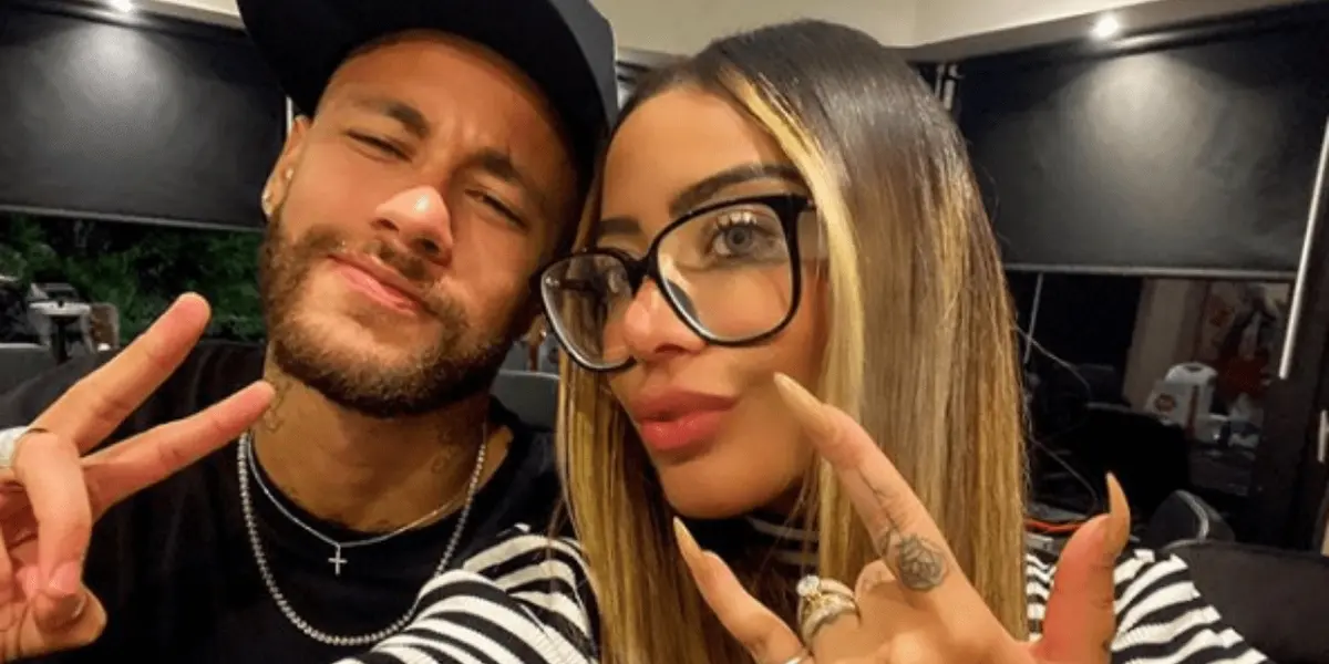 Neymar's sister has more than 5 million followers on Instagram. 