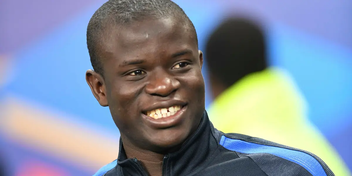 N'Golo Kanté's one of the best midfielders and despite having a great fortune, he has had the same car for several years