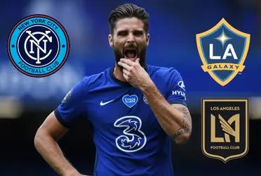 Olvier Giroud wants to leave Chelsea to have more minutes and that is why the Mexican forwards could be worried about his arrival.