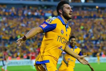 On Monday, Rogelio Funes Mori and Andre-Pierre Gignac will go head-to-head in the 'Clasico Regio' at the Estadio BBVA. The Monterrey and Tigres UANL strikers will light up the Liga MX.
