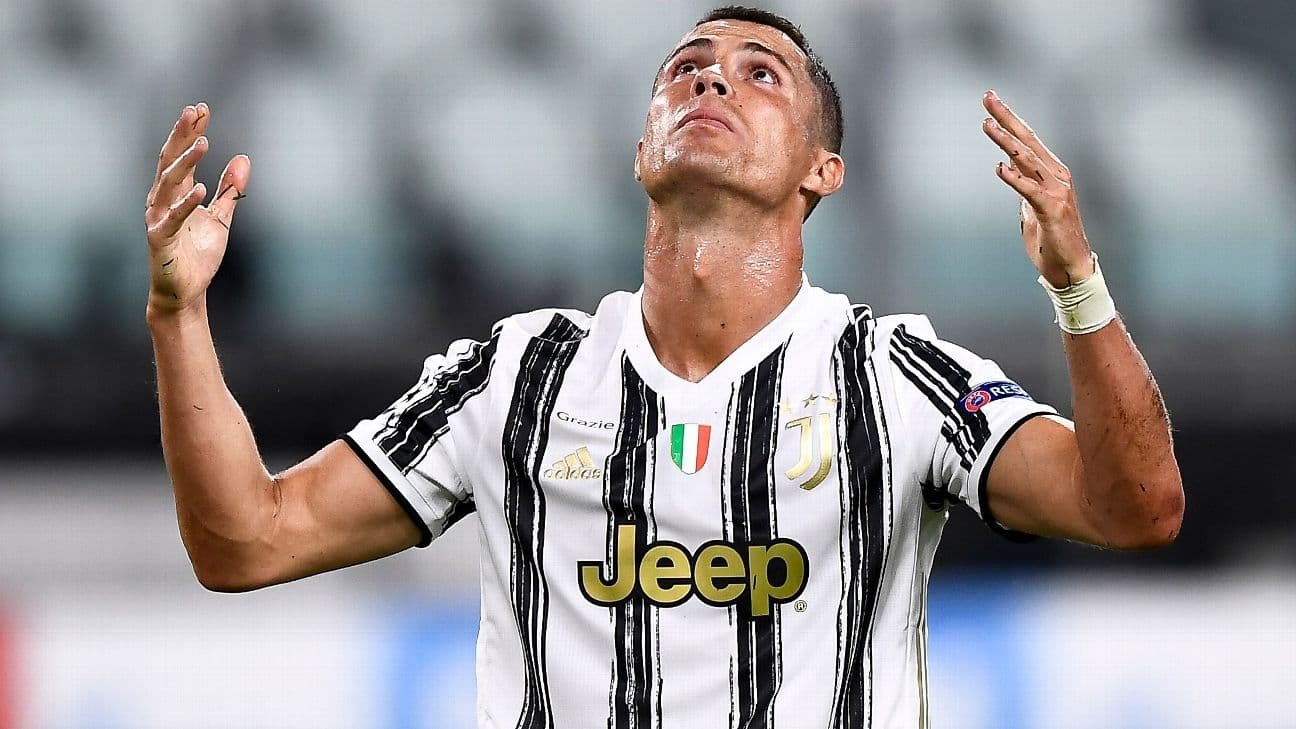 Once again, Juventus was eliminated in the knockout stages of the Champions League. Although the series was tied 4-4, Porto celebrated in Turin for the away goals.