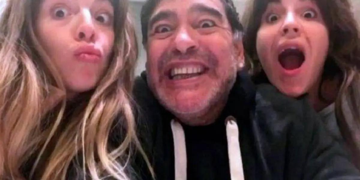 One month after Diego's death, Dalma and Gianinna made their last tribute to their father.