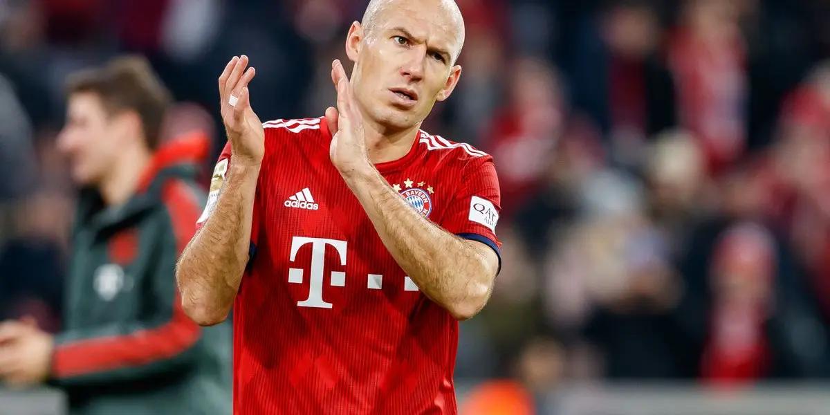Arjen Robben, the legend of Netherlands and Bayern Munich retires from soccer after 706 games and 246 goals.