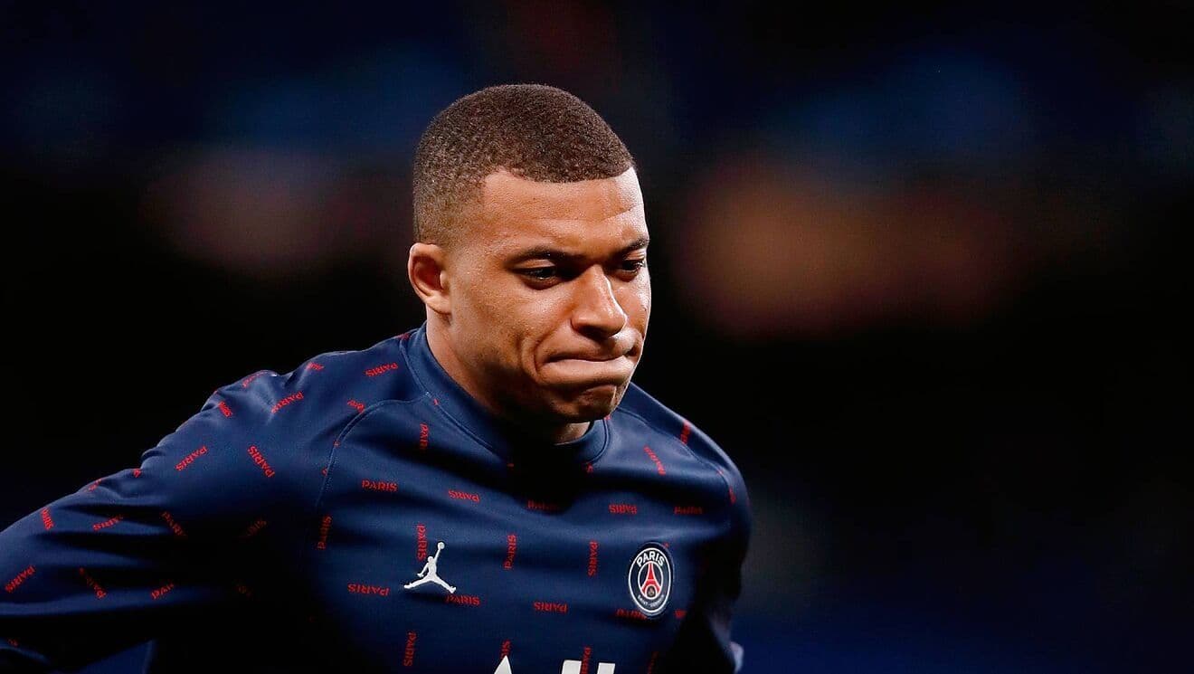 Paris coach speaks of "decompression" over striker's decision to turn down Real Madrid.