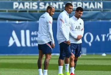 Paris Saint-Germain will host Olympique Lyon in the matchday six of the 2021/22 and will look to bounce back from the disappointment of midweek draw against Club Brugge.