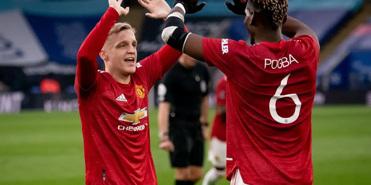 Paul Pogba could be out for the rest of the year with a thigh injury, will this give Donny Van de Beek a chance?