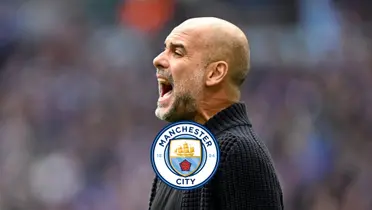 Pep Guardiola screams to his players during the Manchester City vs Chelsea game.