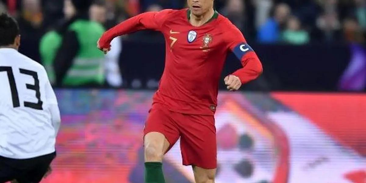 Portugal's Sergio and Jorge Ramalheiro were hired to provide security for the Manchester United star. His war experience is what attracts the most attention.