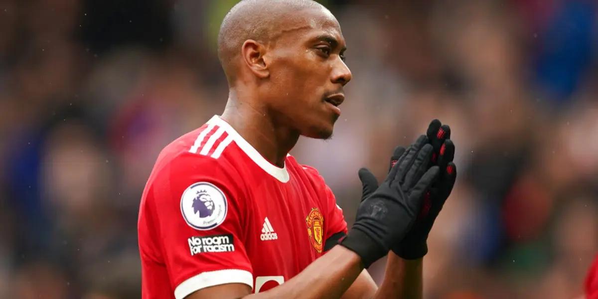 Press reports claim that the transfer of the Premier League player to La Liga is almost a done deal.