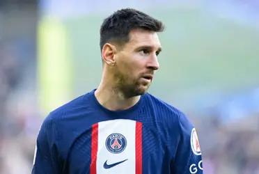 PSG timidly tried to get Lionel Messi to renew with them.