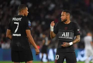 PSG win against Juventus but Mbappé had a terrible action in the game.