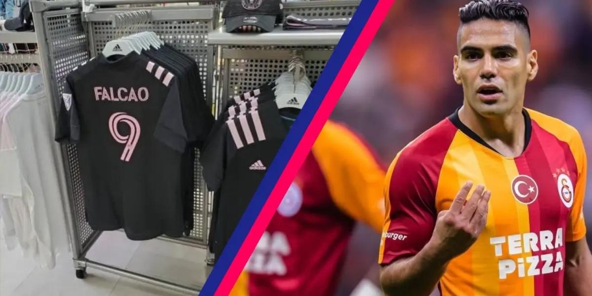 Radamel Falcao with the Galatasaray jersey and the Inter Miami jersey next to him.