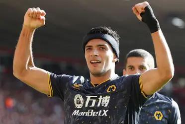Raúl Jiménez could leave Wolves for the next season.