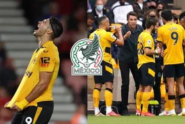 Raúl Jiménez is going through a tough time after recovering from the injury that almost cost him his life.