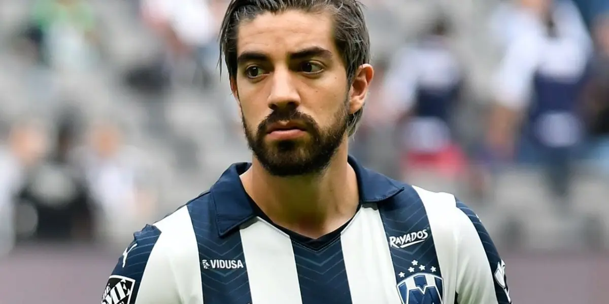 Rayados players stopped their vehicles to listen to fans' demands to reverse the team's poor performance; Rodolfo Pizarro asks not to be judged for three matches.