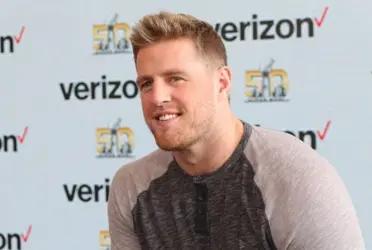 Real Salt Lake has been in the spotlight lately after Dell Loy Hansen controversial racism comments. The news that Hansen will step aside gave J.J. Watts the idea of buying his holding.