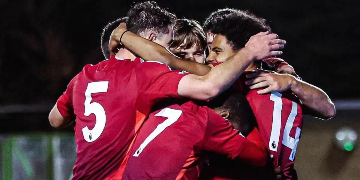 Red Devils Target De Paul. Photo: Instagram