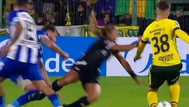 Referee. PHOTO: Scrremshot X