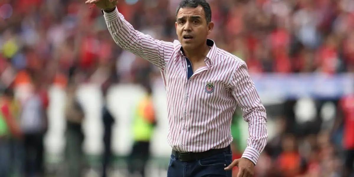 Ricardo Cadena, coach of Chivas de Guadalajara, is looking for one last reinforcement for the Apertura 2022.