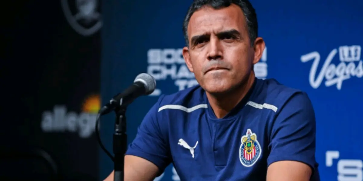 Ricardo Cadena could not overcome Atlas and Chivas is looking for a new coach.