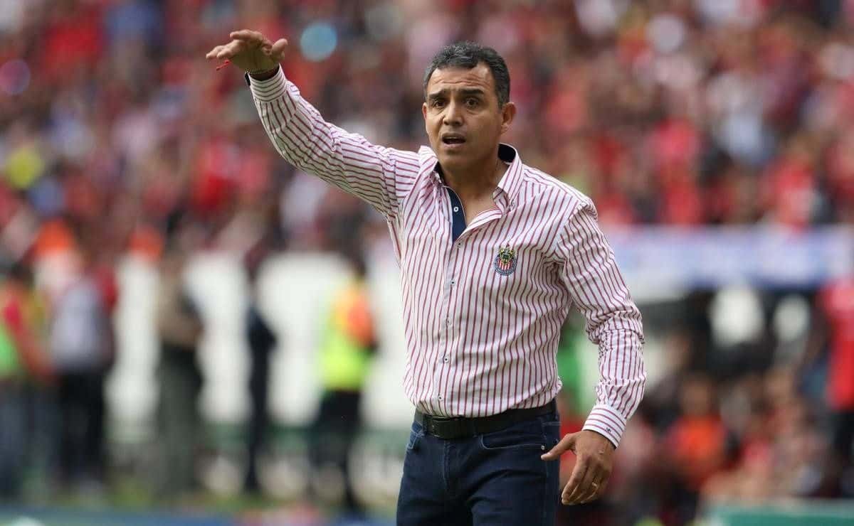 Ricardo Cadena realized that he is a real liability at Chivas and showed it against Juárez.