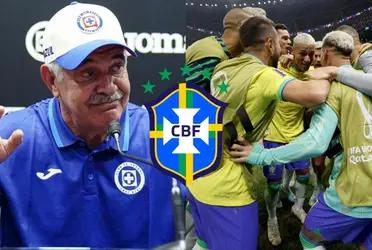 Ricardo Ferretti and the love lesson he gives Cruz Azul before the young classic