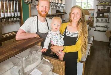 Richard Eckersley made his debut in 2009 alongside Cristiano Ronaldo. He retired from football in 2015 and now sells oat-milk.