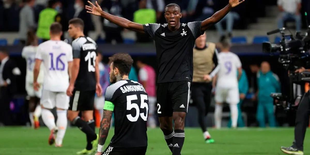 Robert Brown is a Panamanian forward that played for FC Sheriff Tiraspol from 2002 to 2004. Sheriff defeated Real Madrid 2-1 in the UEFA Champions League