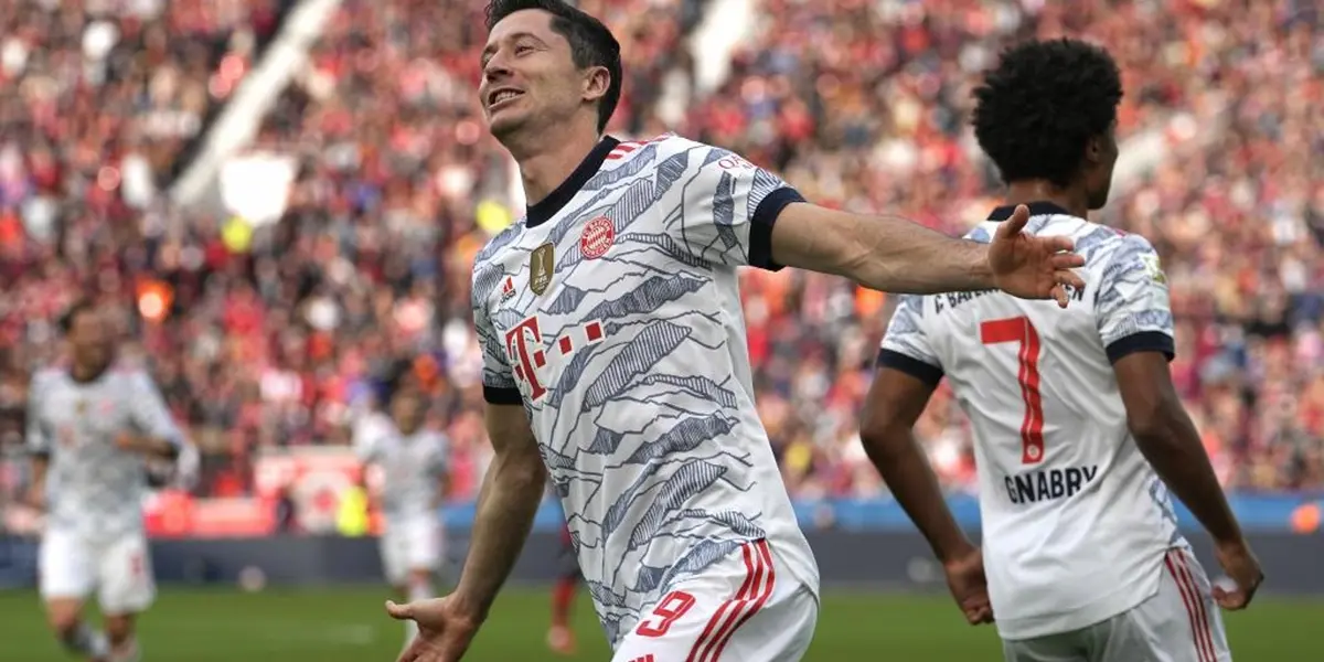 Robert Lewandowski scored the 1-0 of Bayern Munich vs. Bayer Leverkusen for matchday eight of the Bundesliga. The forward defined with the cue to open the account of the match in the championship.