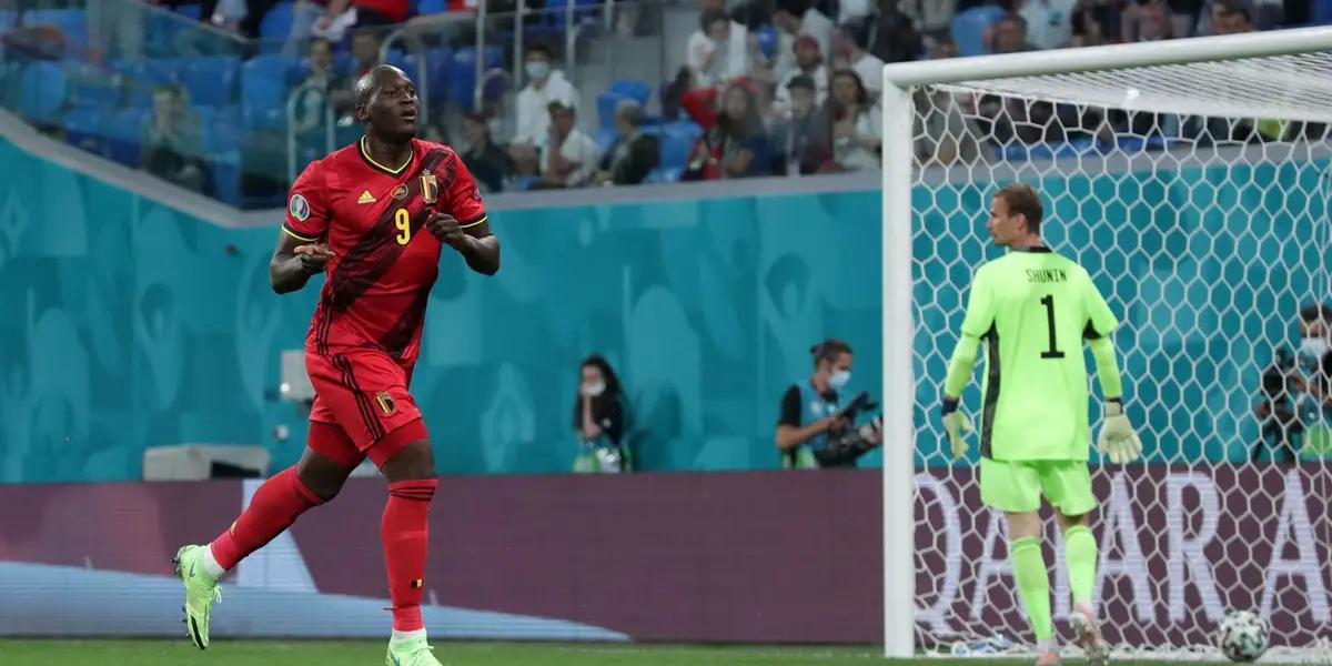 Romelu Lukaku scored two goals in Belgium's win over Russia