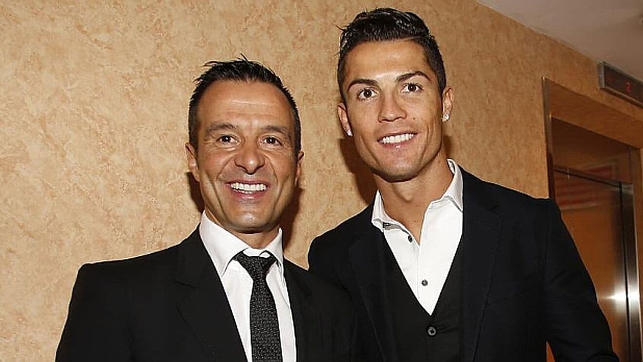 Ronaldo is making efforts to be placed in a new club this summer.