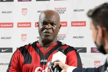 Ronnie Brunswijk, Vice President of Suriname, made his professional debut at the age of 60. He is wanted by Interpol for drug trafficking and has 50 children.