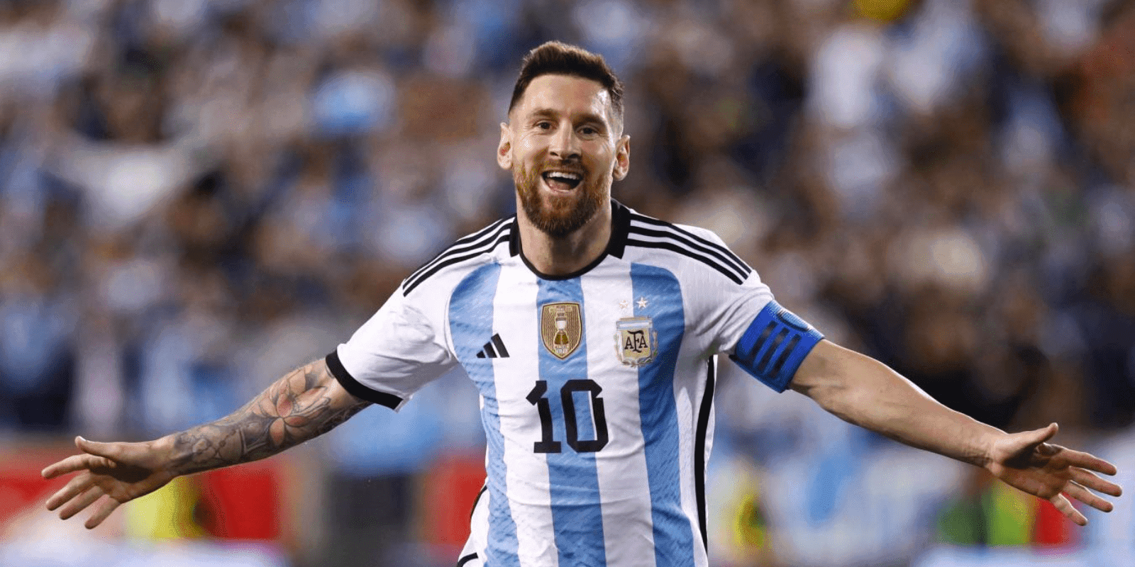 Saka includes the Argentine in his dream 5-a-side.