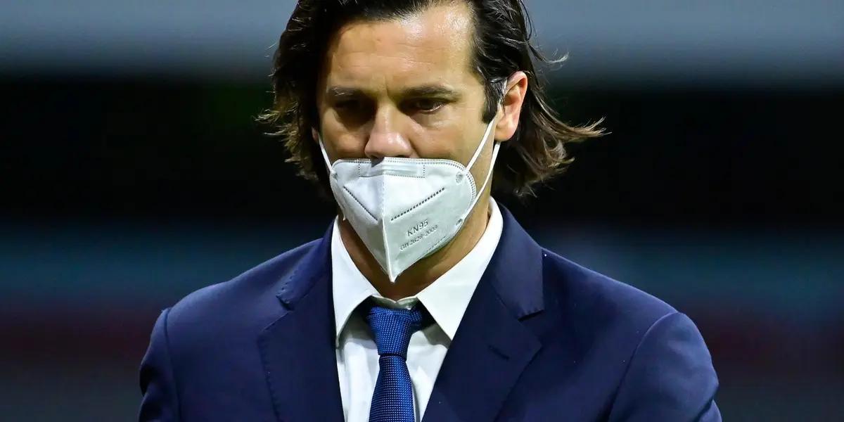 Santiago Baños along with the coach Solari, determined that Andrés Ibargüen and Roger Martínez have already completed their cycle at the club.